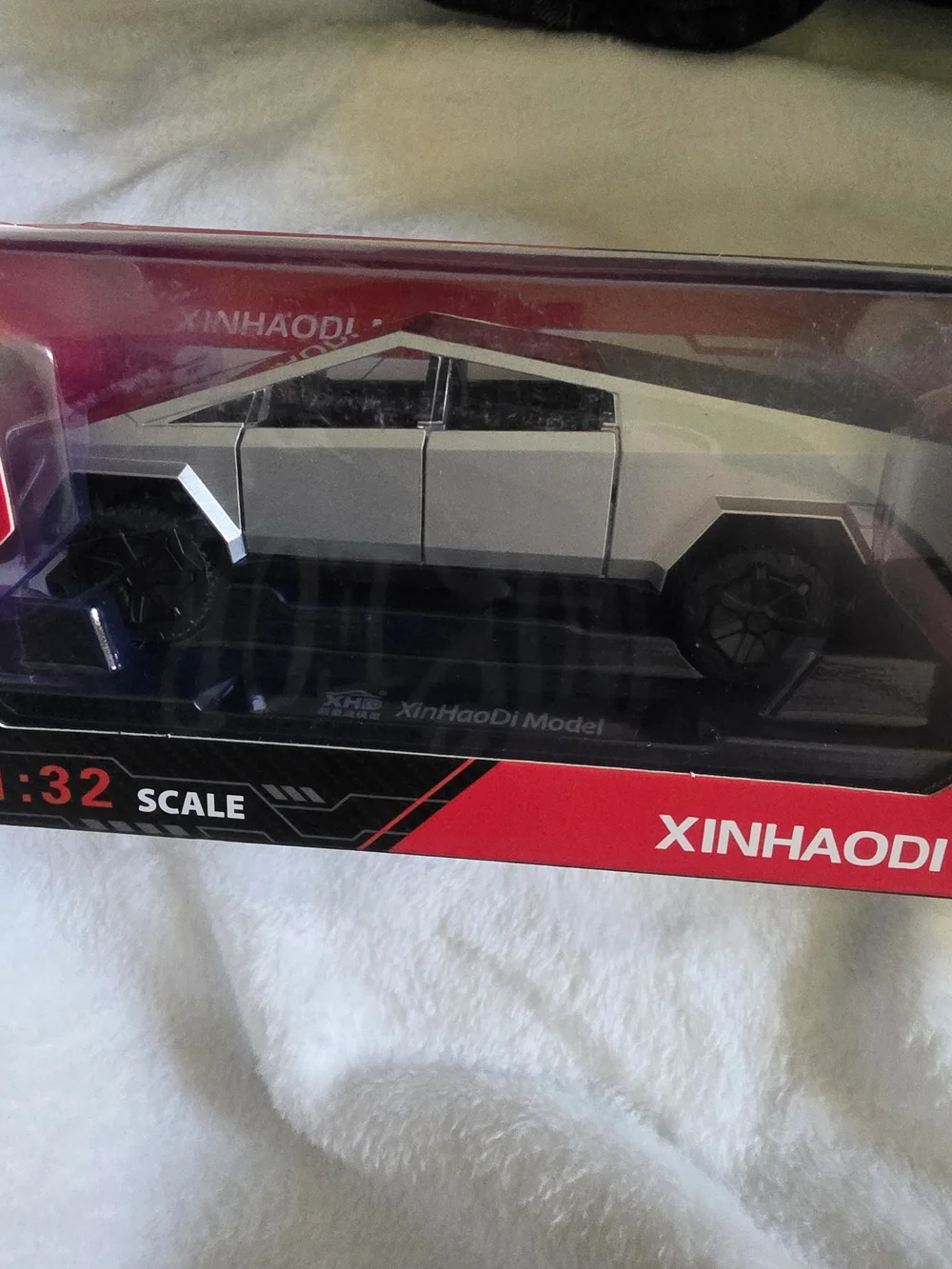 New Xinhaodi 1:32 Tesla Cybertruck Diecast Metal Model Car - Silver NIB